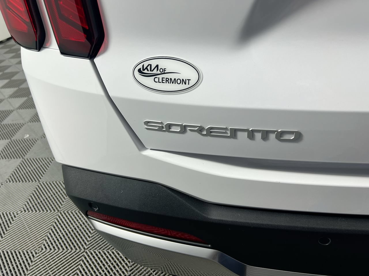 New 2026 Kia Sorento S w/ S Panoramic Sunroof Package FWD image 5
