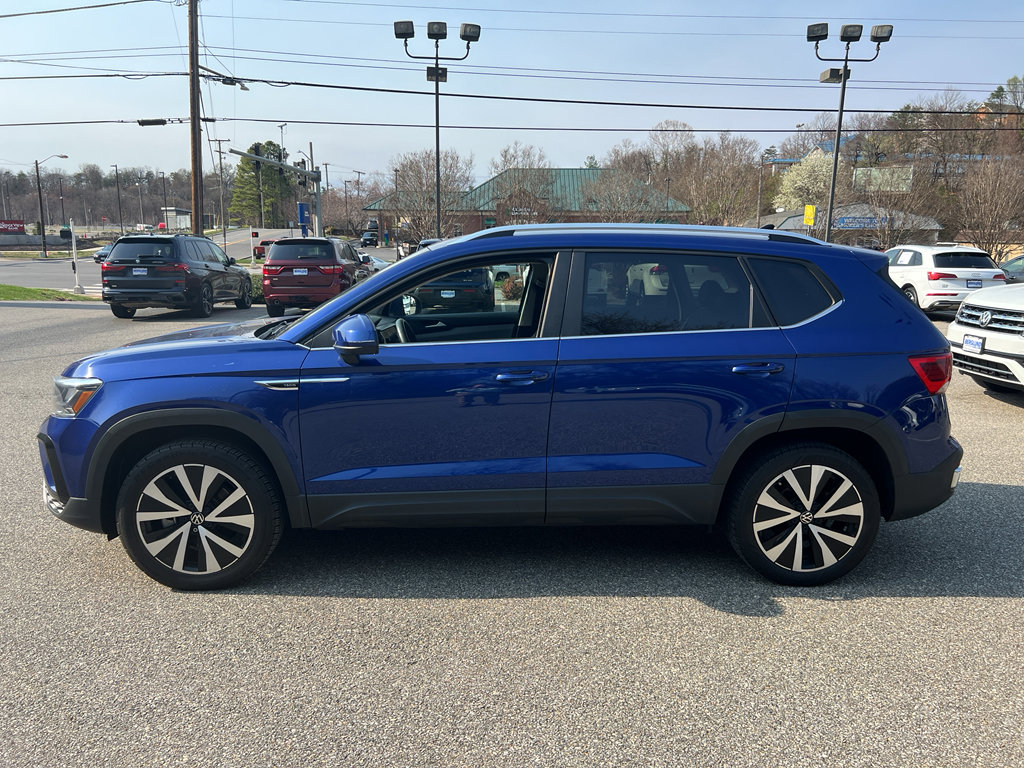 Used 2022 Volkswagen Taos SE image 8