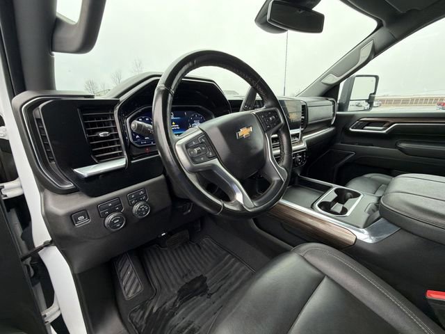 Certified 2025 Chevrolet Silverado 2500 LT w/ Z71 Chrome Sport Edition image 11