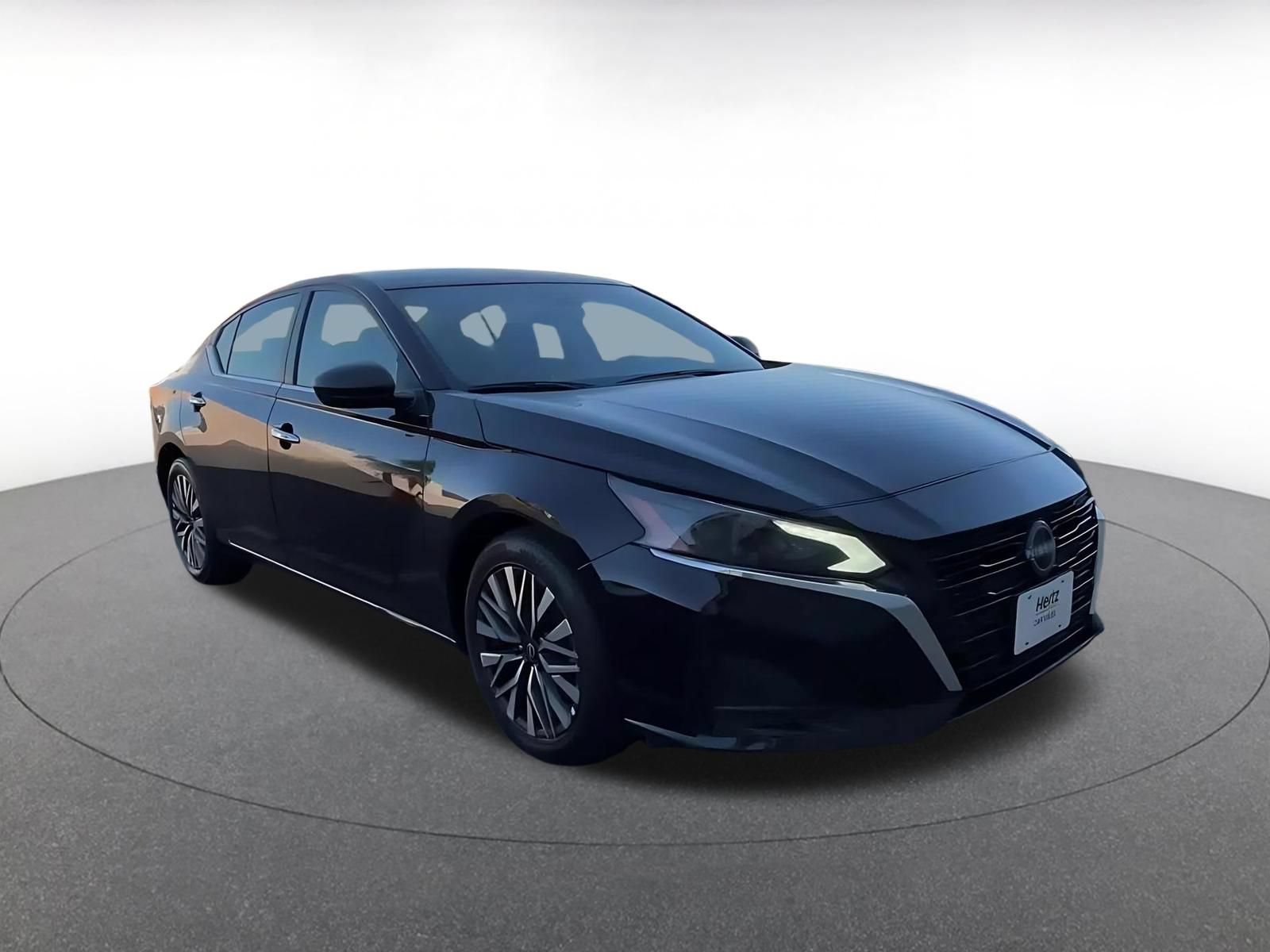 Used 2025 Nissan Altima 2.5 SV FWD video 2