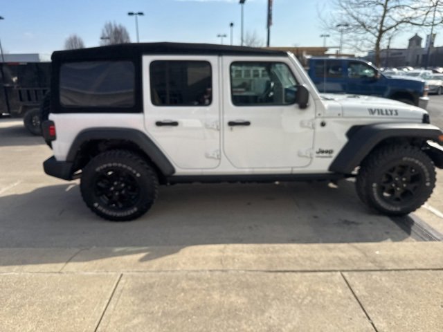 Used 2022 Jeep Wrangler Unlimited Sport image 7