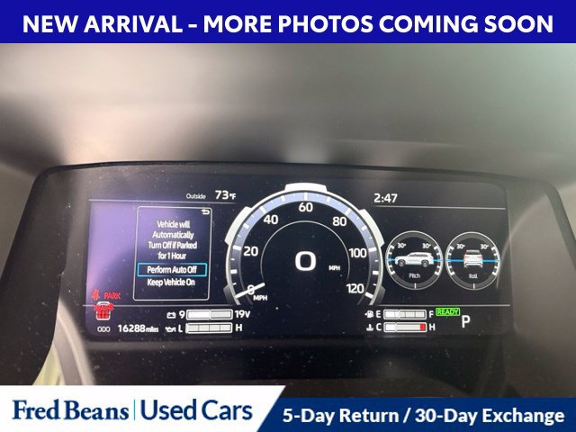 Used 2024 Toyota Sequoia SR5 AWD/4WD image 12