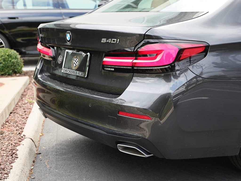 Used 2023 BMW 540i xDrive w/ Premium Package AWD/4WD image 9