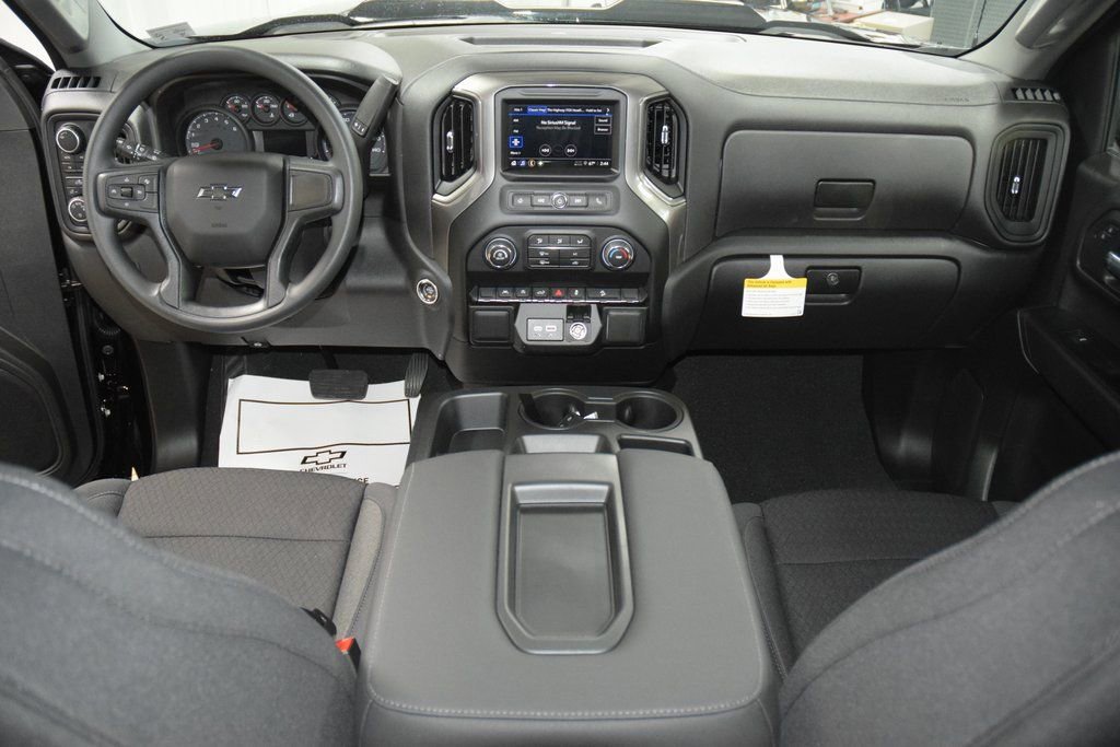 New 2026 Chevrolet Silverado 1500 Custom Trail Boss w/ Turbomax Blackout Package image 29