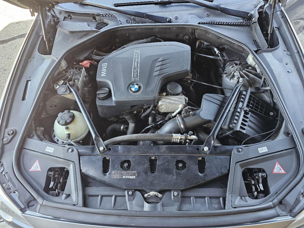 Used 2014 BMW 528i xDrive Sedan AWD/4WD image 28