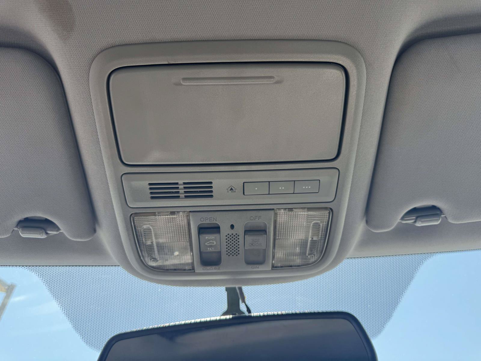 Used 2017 Honda Pilot EX-L image 29