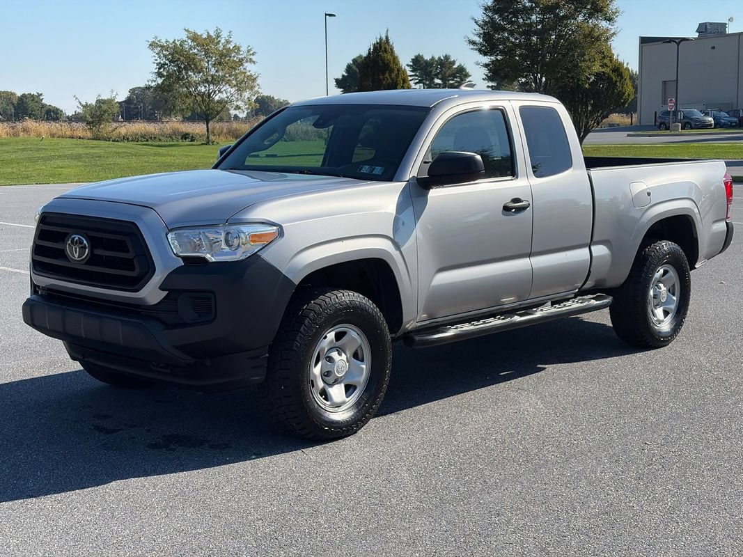 Used 2020 Toyota Tacoma SR AWD/4WD image 4