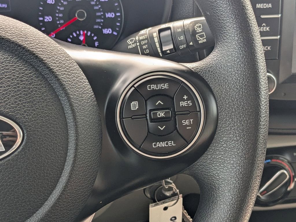 Used 2020 Kia Soul LX FWD image 23