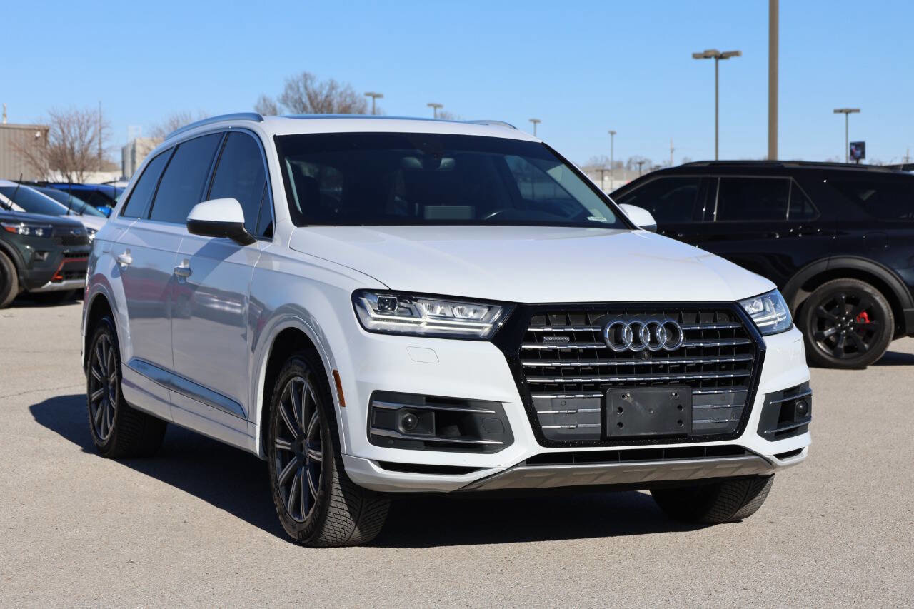 Used 2018 Audi Q7 3.0T Premium Plus w/ Premium Plus Package image 4