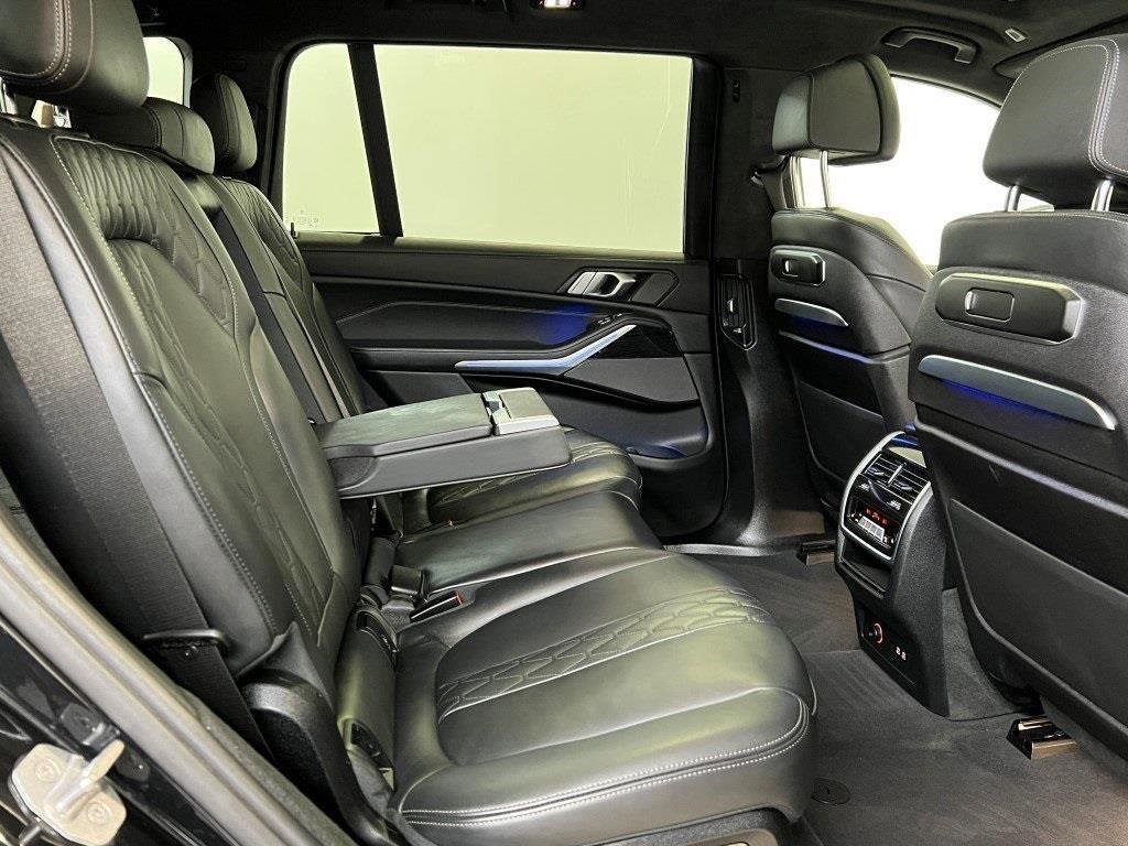 Used 2024 BMW X7 M60i w/ Executive Package image 18