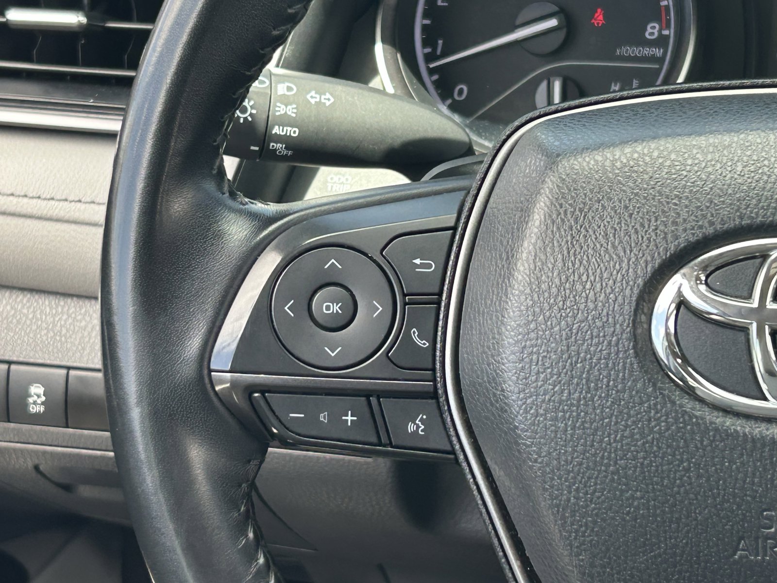 Used 2024 Toyota Camry SE w/ Audio Upgrade Package image 23