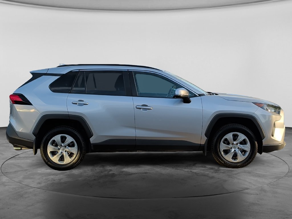 Used 2019 Toyota RAV4 LE w/ All Weather Liner Package AWD/4WD image 8