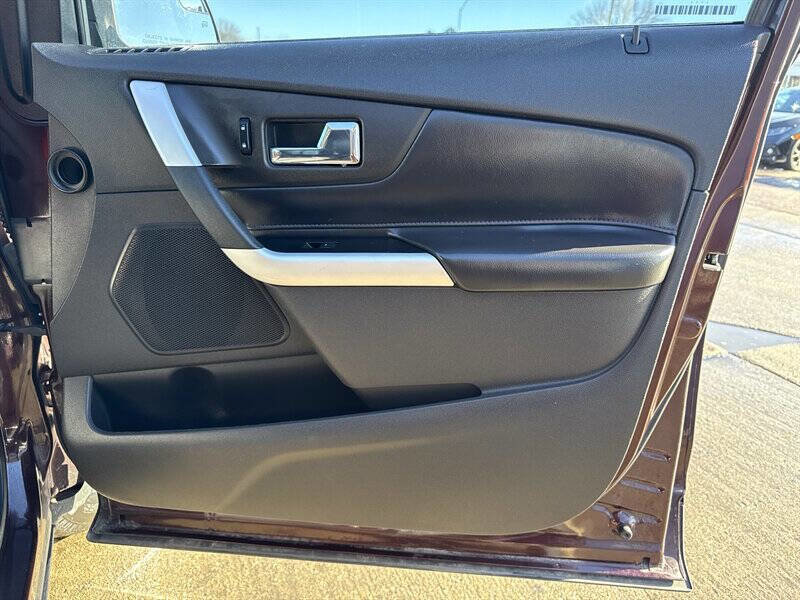 Used 2012 Ford Edge SEL image 19