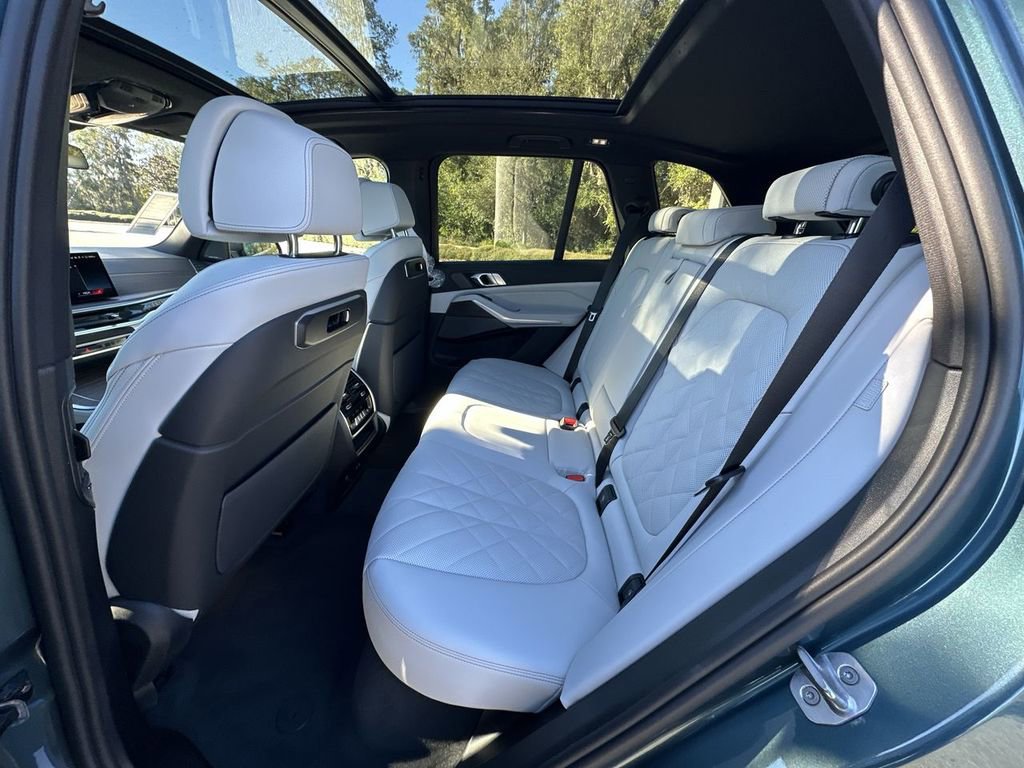 New 2026 BMW X5 xDrive40i w/ Climate Comfort Package image 27