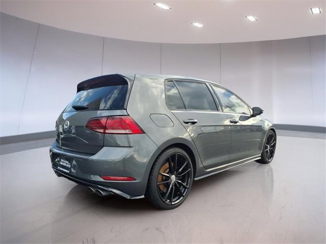 Used 2019 Volkswagen Golf R 4-Door image 2