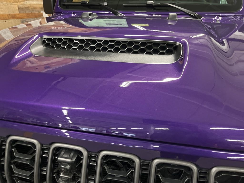 New 2026 Jeep Gladiator Mojave image 11