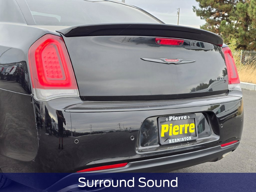 Used 2022 Chrysler 300 S RWD image 8