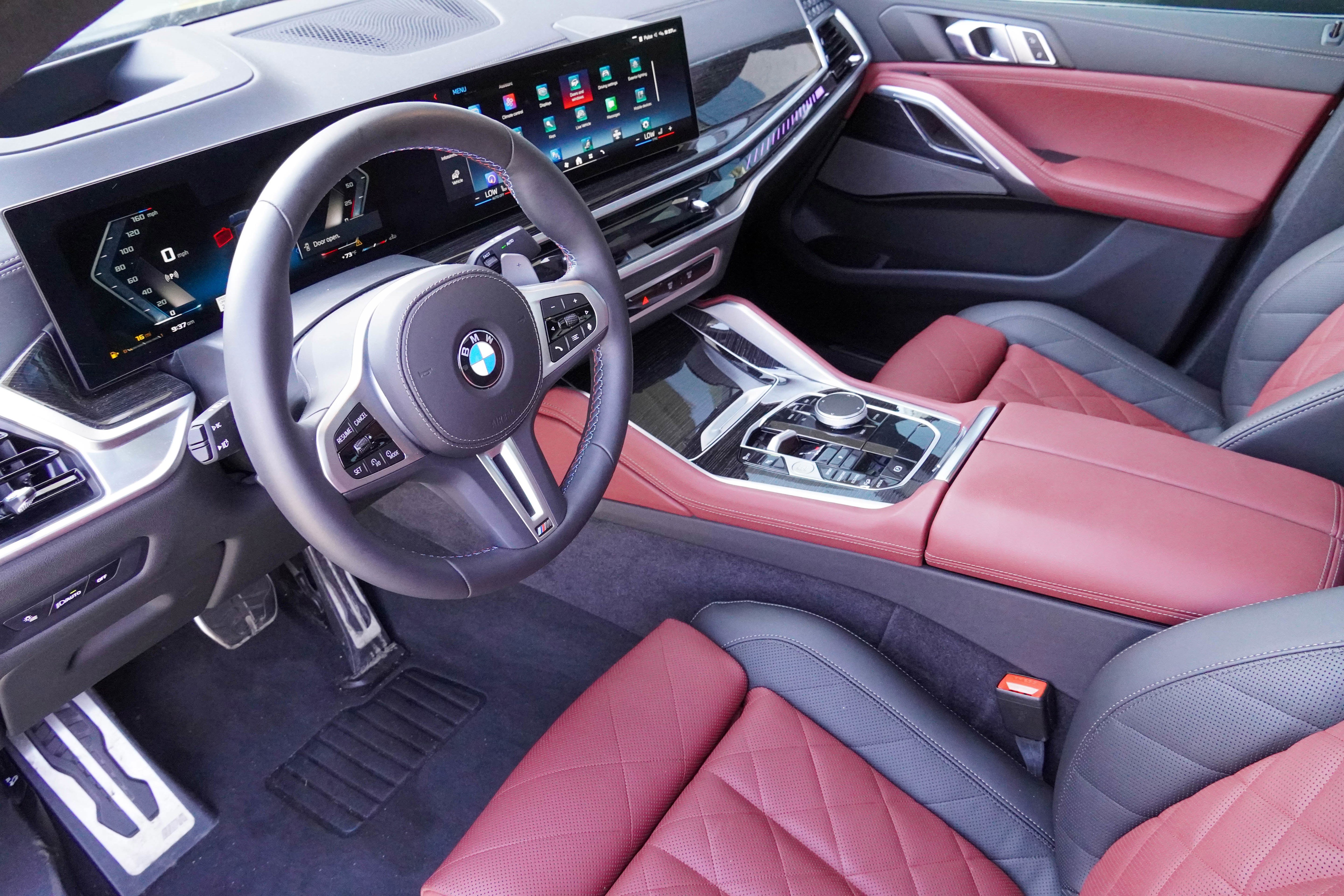 Certified 2026 BMW X6 M60i w/ Parking Assistance Package AWD/4WD image 9