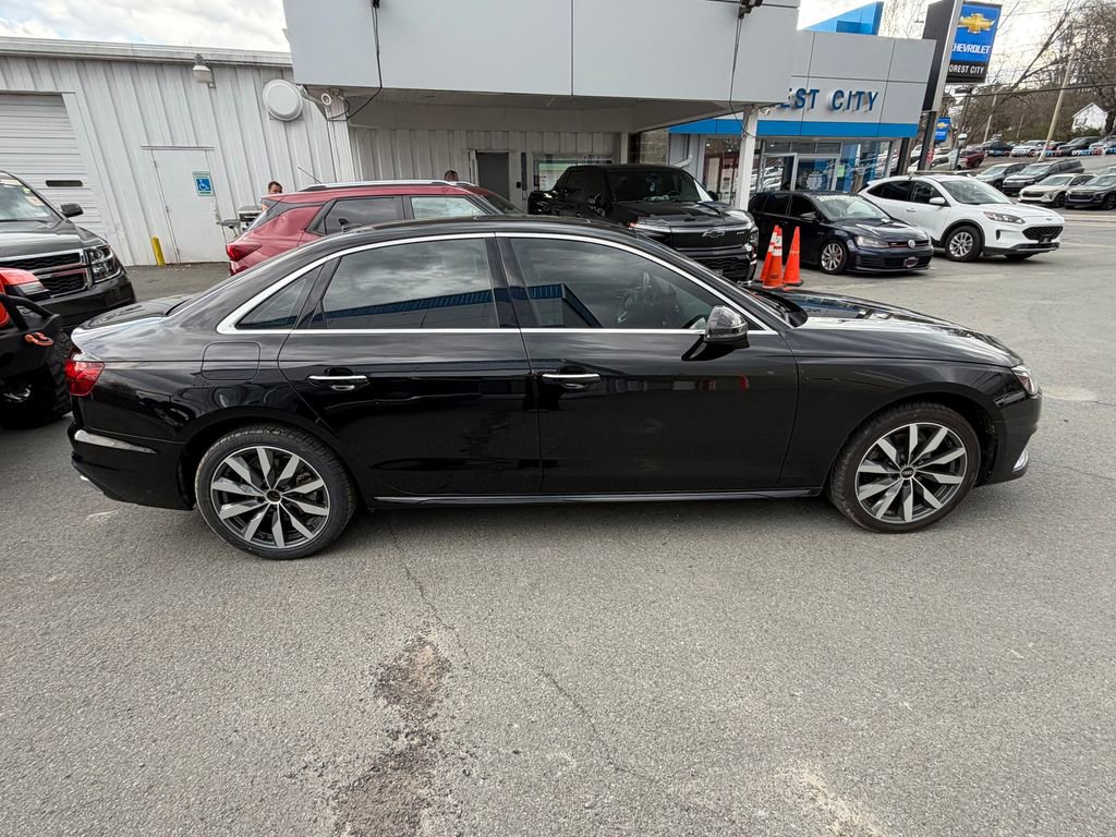 Used 2022 Audi A4 2.0T Premium Plus w/ Premium Plus Package AWD/4WD image 6
