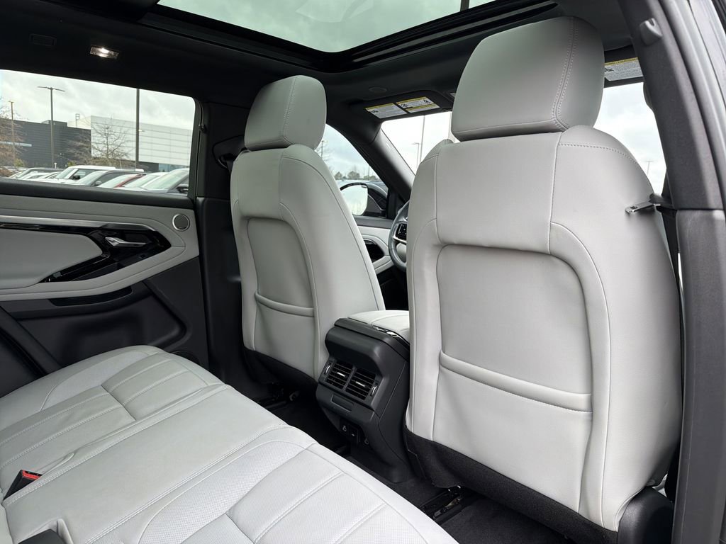 Used 2023 Land Rover Range Rover Evoque S image 9
