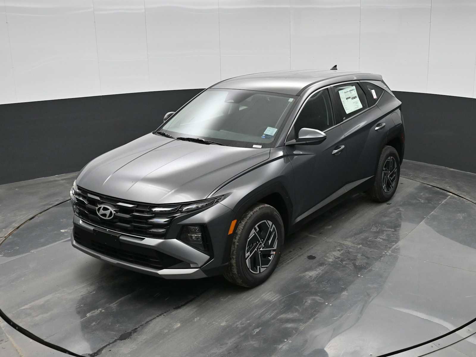 New 2026 Hyundai Tucson Blue SE image 24