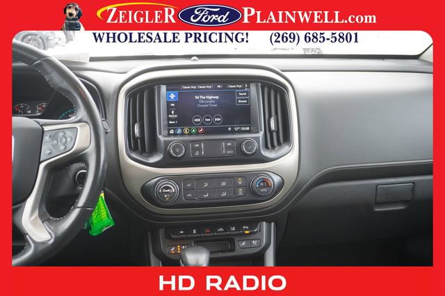 Used 2022 GMC Canyon Denali w/ Denali Black Edition Package image 9
