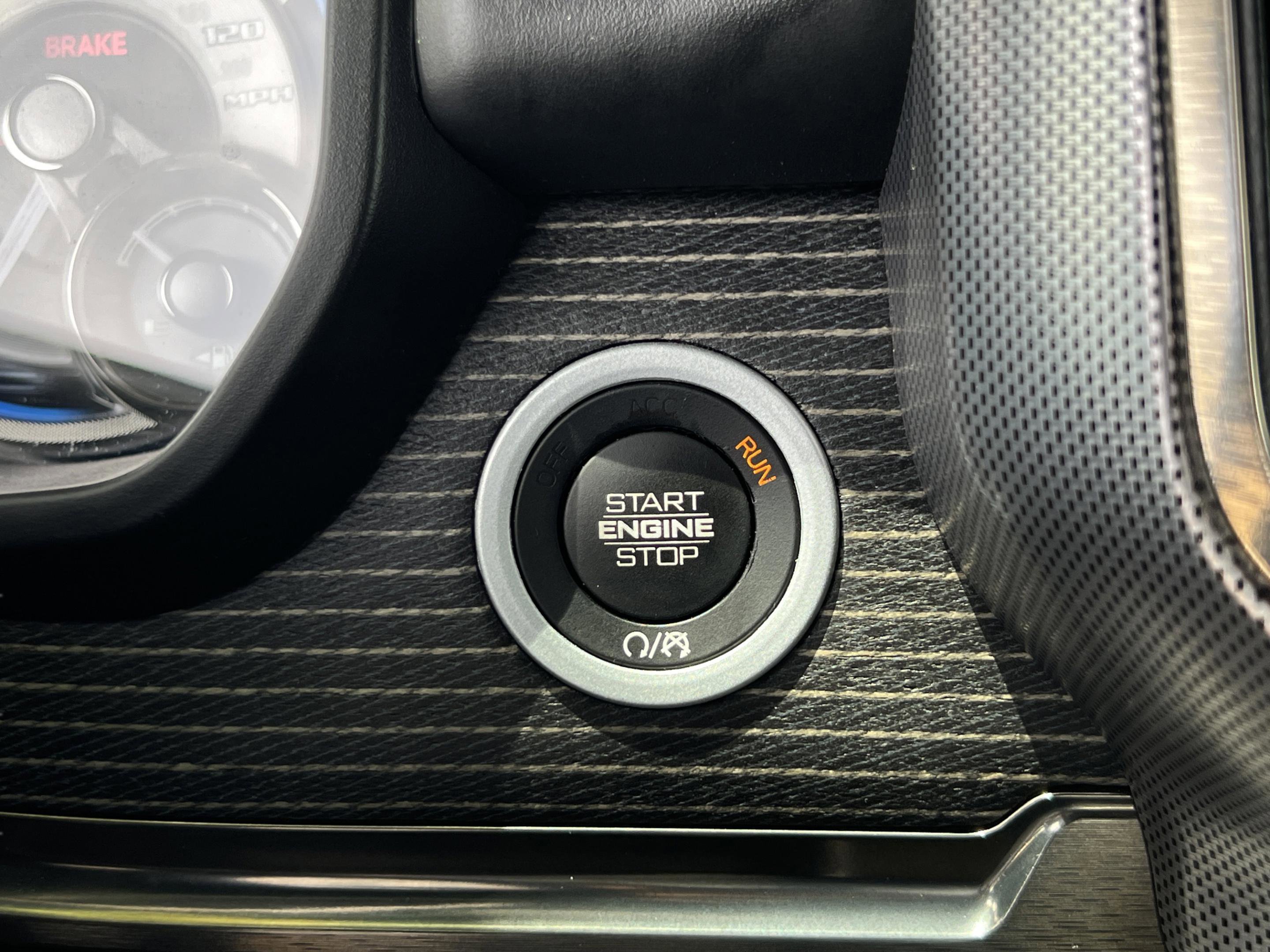 Used 2019 RAM 1500 Limited w/ Advanced Safety Group AWD/4WD image 18