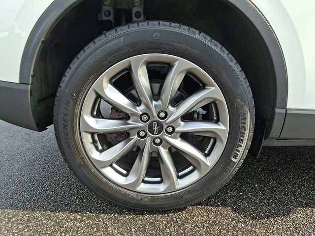 Used 2021 Lincoln Corsair AWD w/ Premium Package image 8