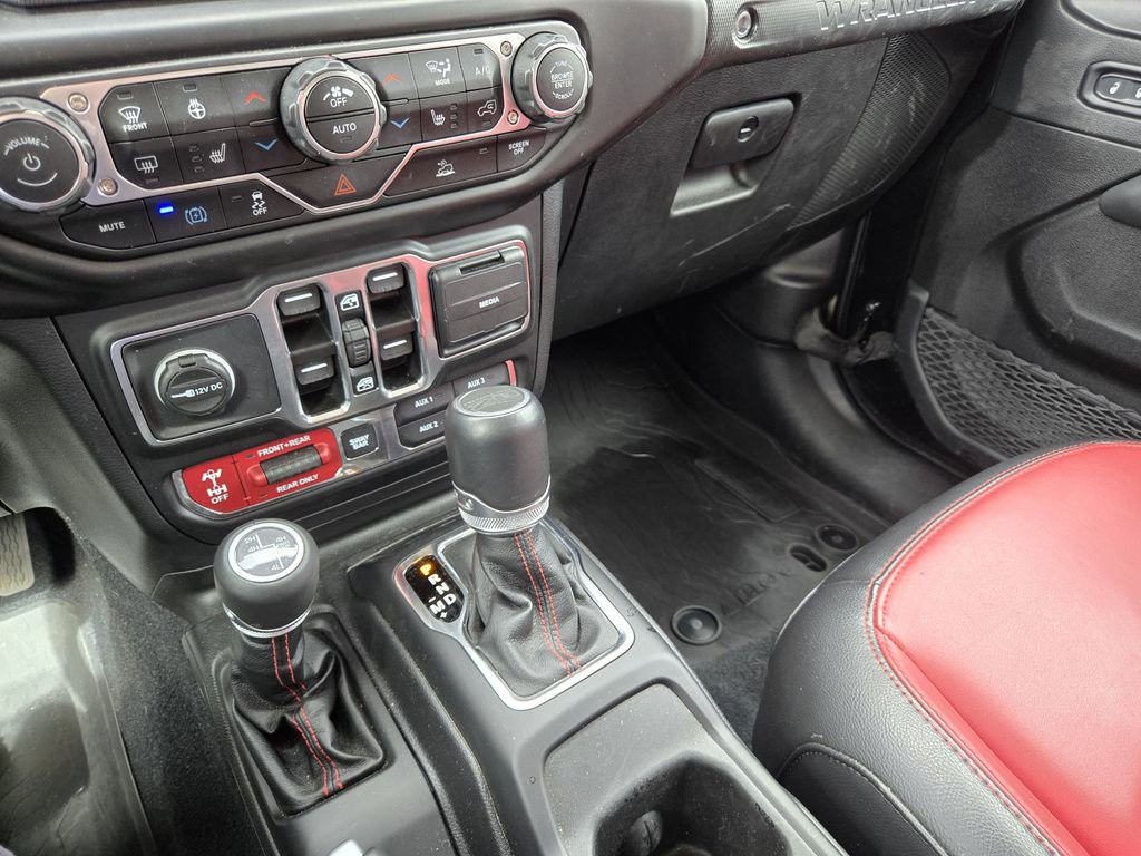 Used 2023 Jeep Wrangler Unlimited Rubicon 4xe image 16