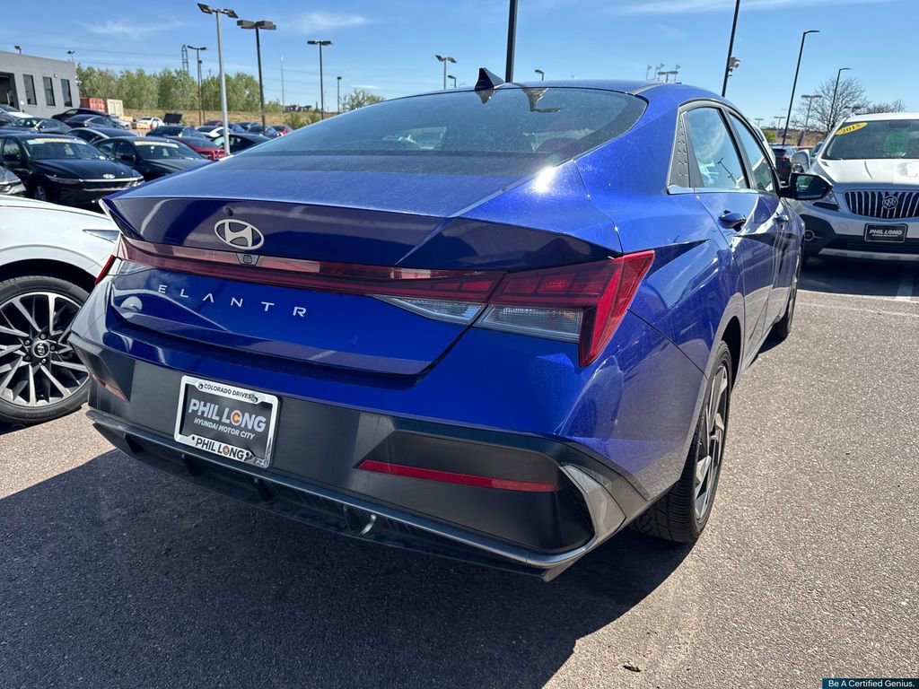 Certified 2025 Hyundai Elantra SEL FWD image 6