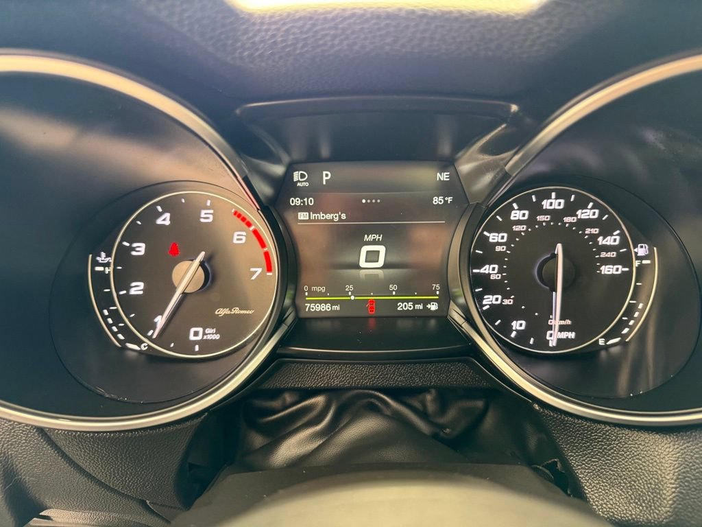 Used 2018 Alfa Romeo Stelvio Ti AWD/4WD image 34