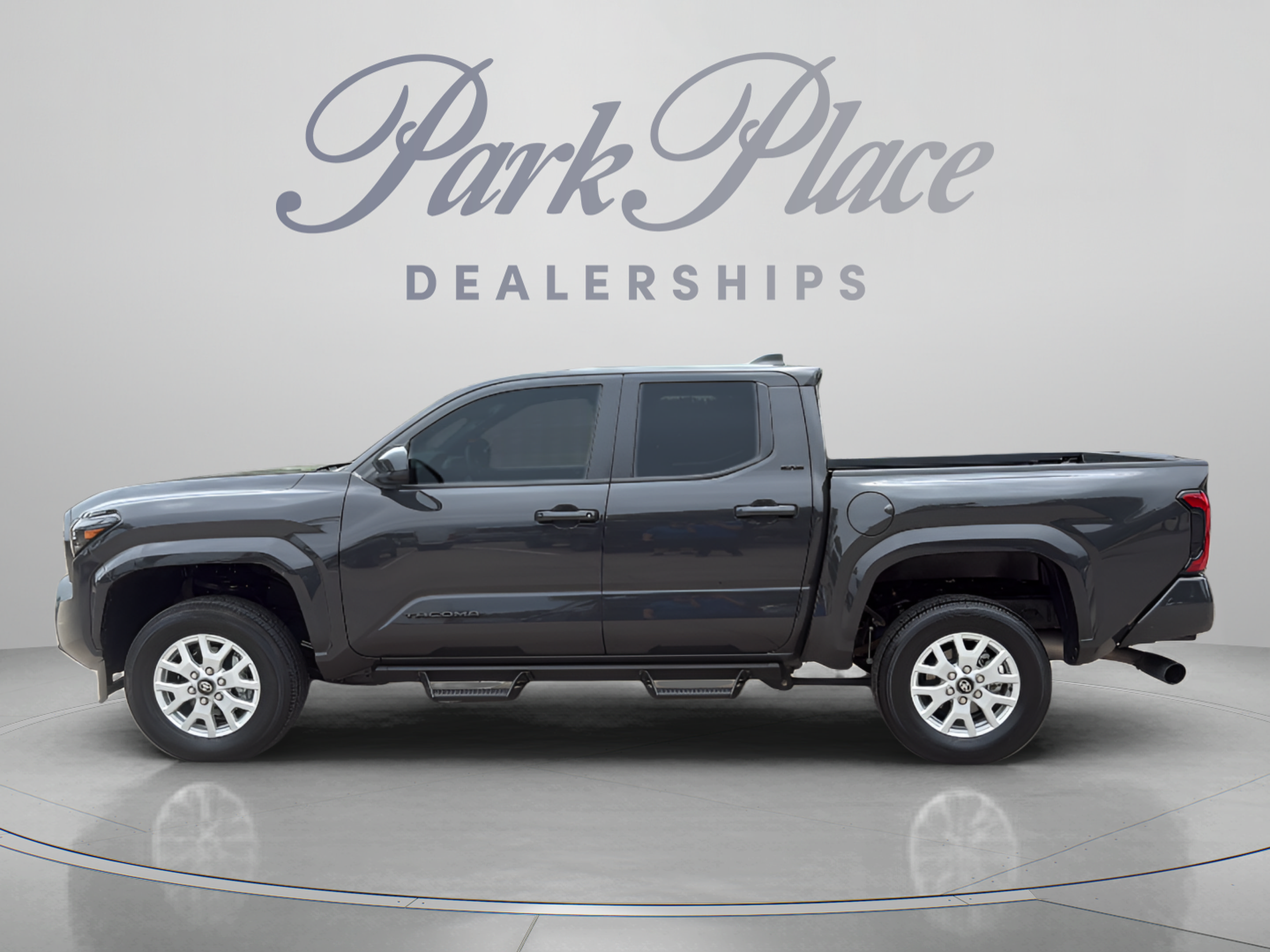 Used 2026 Toyota Tacoma SR5 AWD/4WD image 2