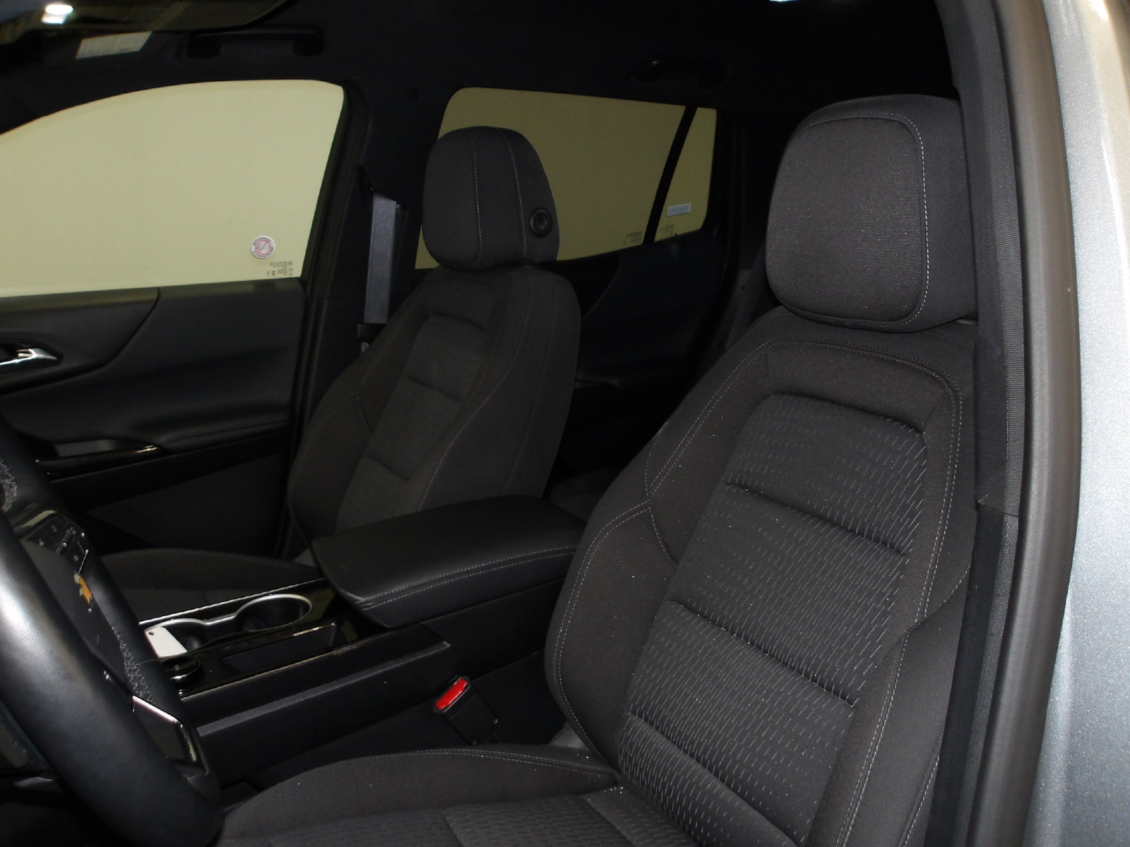 Used 2026 Chevrolet Equinox LT AWD/4WD image 11