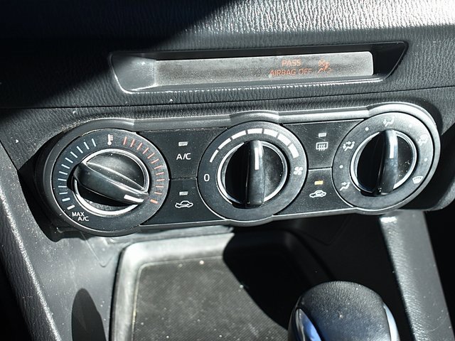 Used 2016 MAZDA MAZDA3 i Touring image 34