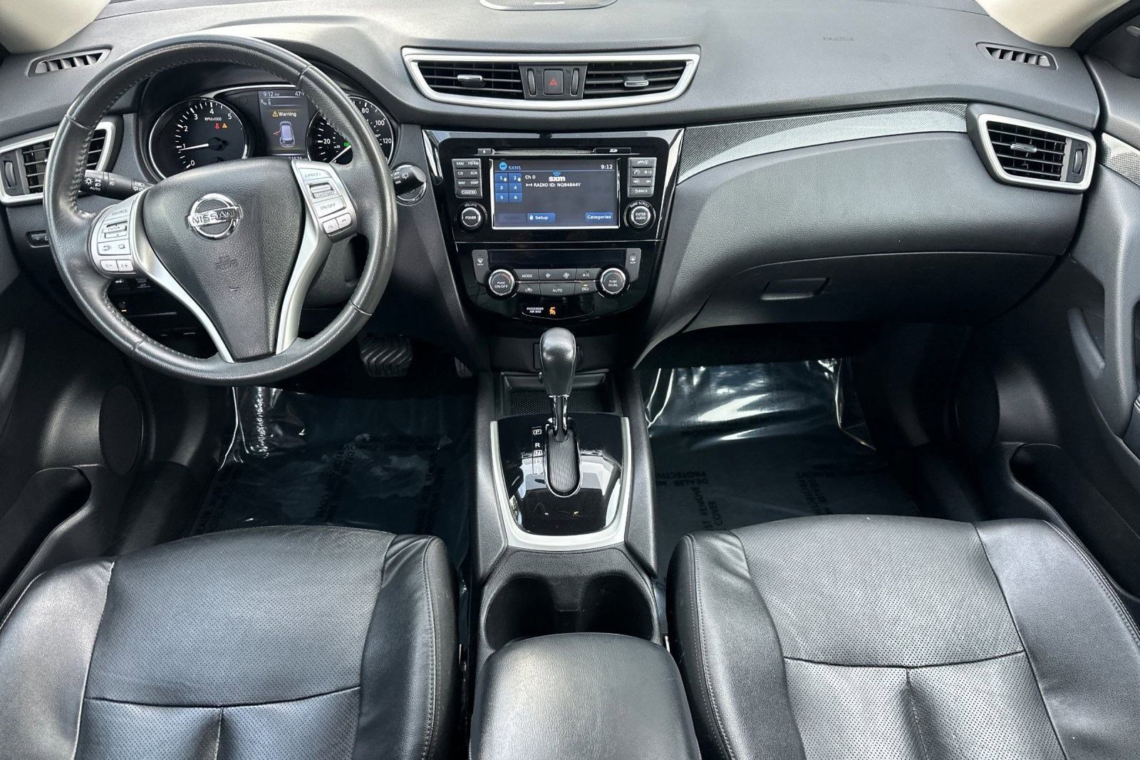 Used 2016 Nissan Rogue SL w/ SL Premium Package image 16