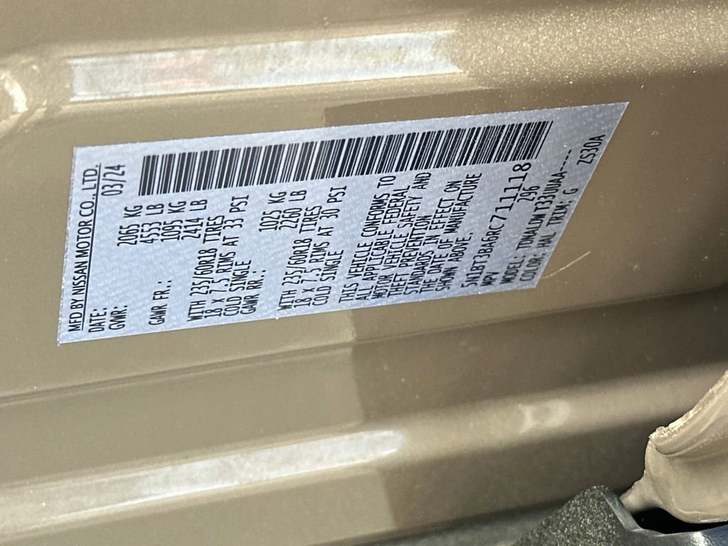 Used 2024 Nissan Rogue SV w/ SV Premium Package image 34