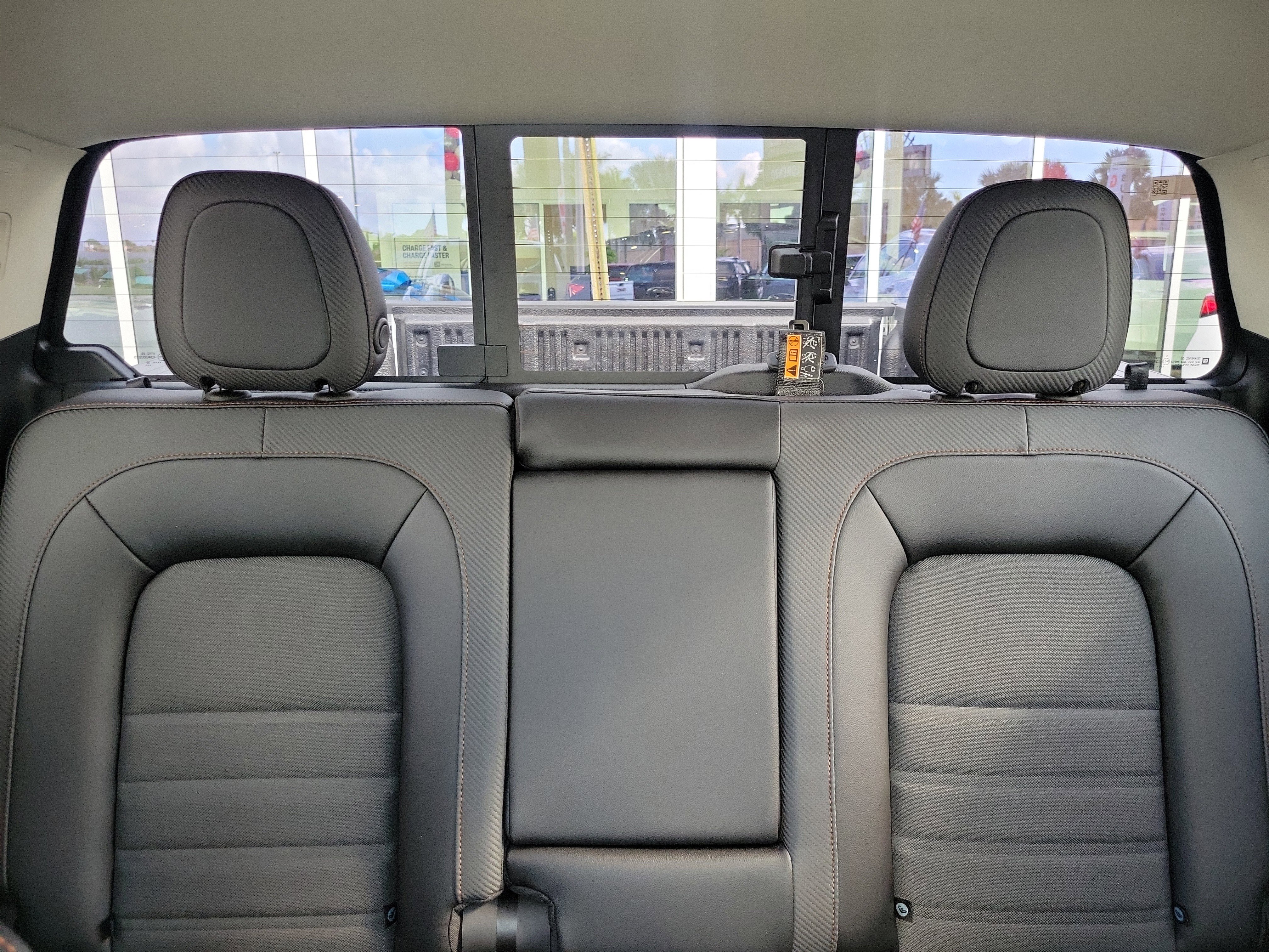 Used 2022 GMC Canyon AT4 w/ Trailering Package image 15