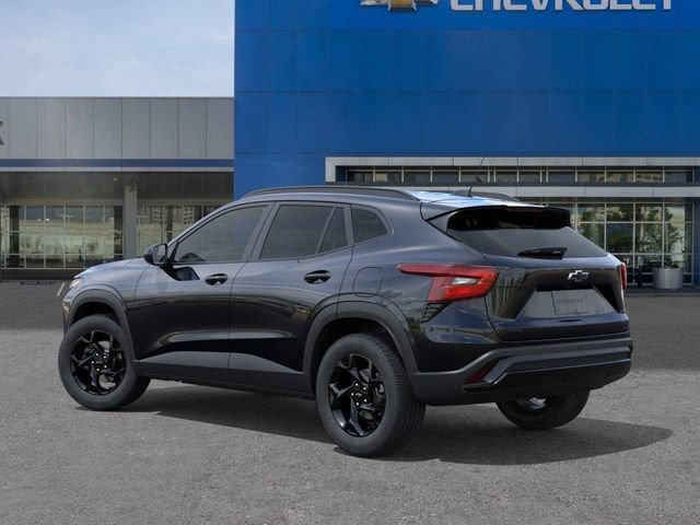 New 2026 Chevrolet Trax LT w/ Driver Confidence Package FWD image 3