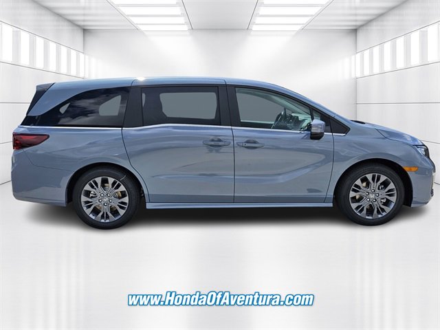 New 2026 Honda Odyssey Touring image 2