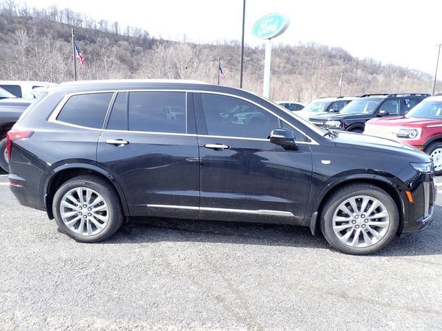 Used 2023 Cadillac XT6 Premium Luxury image 7