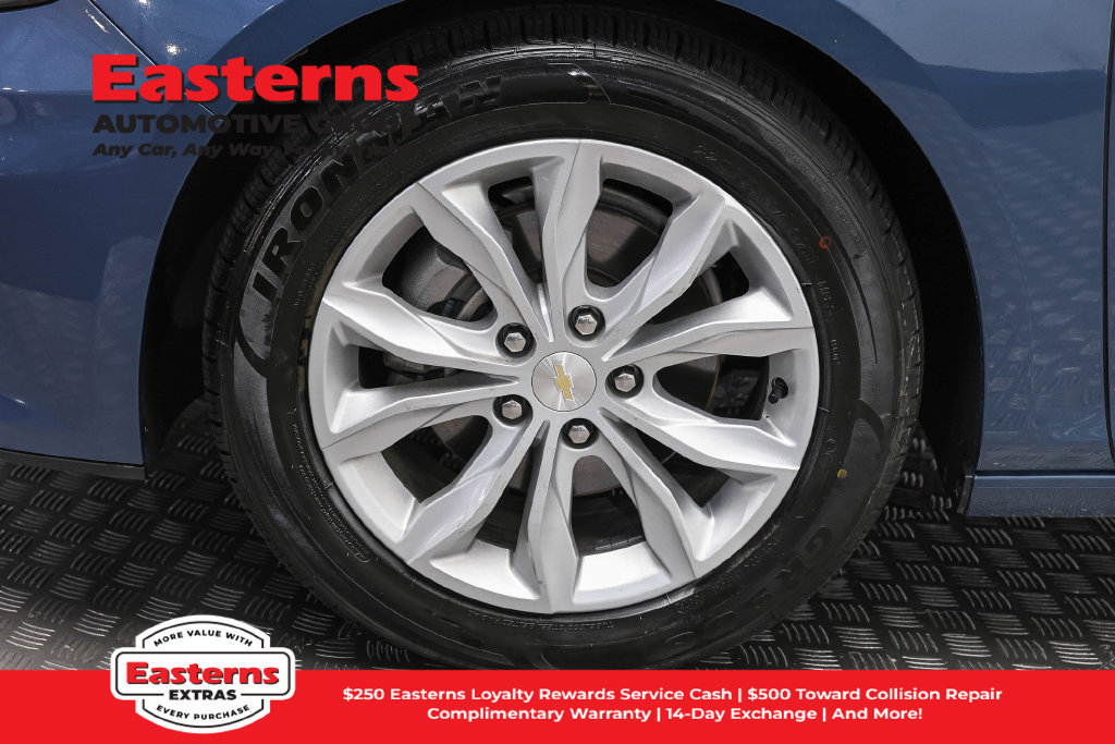 Used 2025 Chevrolet Malibu LT FWD image 33