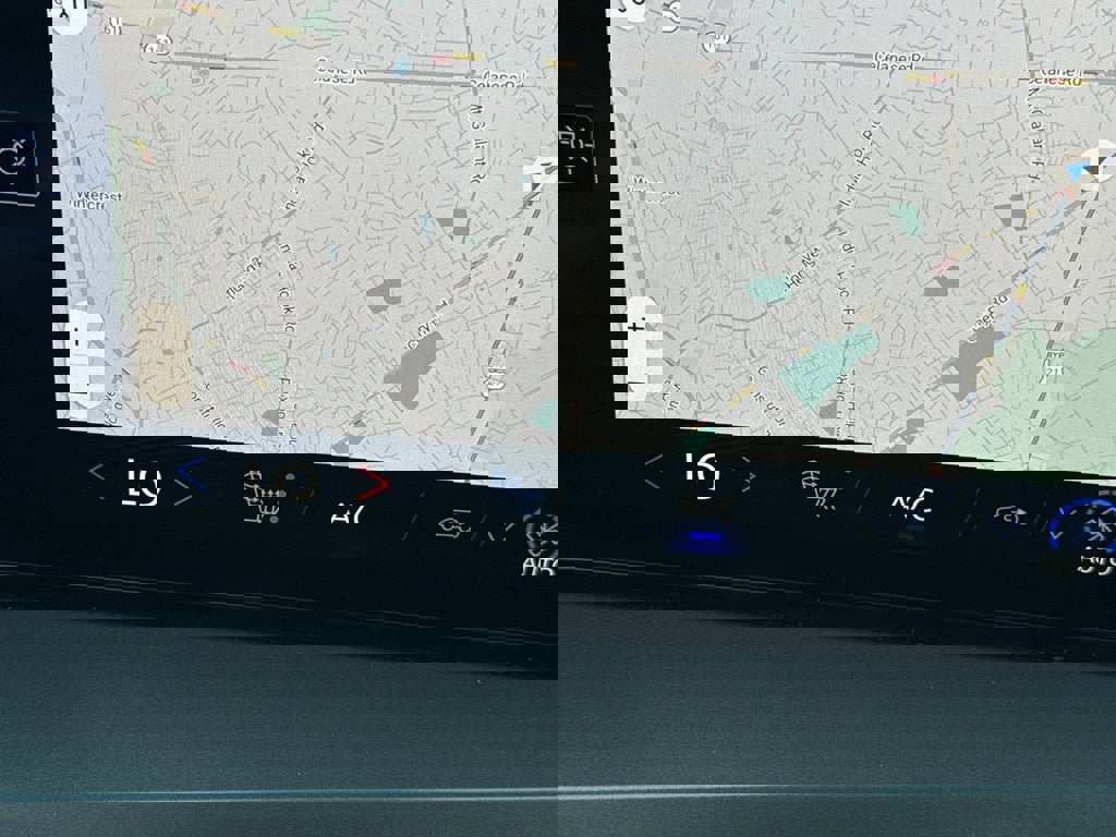 New 2026 Chevrolet Traverse LT image 18