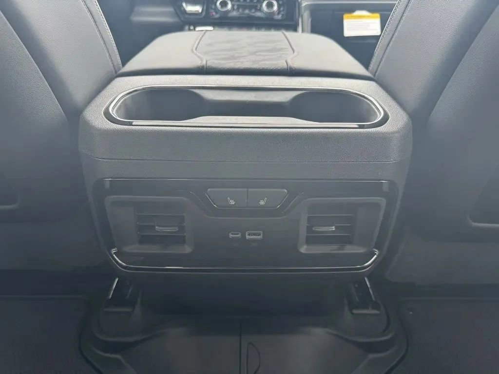 New 2026 GMC Sierra 1500 AT4X w/ LPO, Black Badging Package image 30