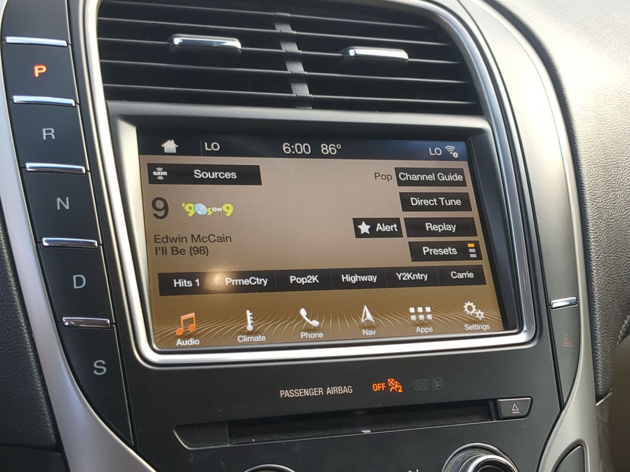 Used 2018 Lincoln MKX Reserve w/ Lincoln MKX Climate Package image 15