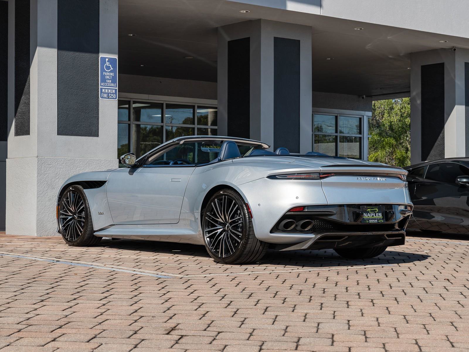Used 2020 Aston Martin DBS Superleggera Volante image 47