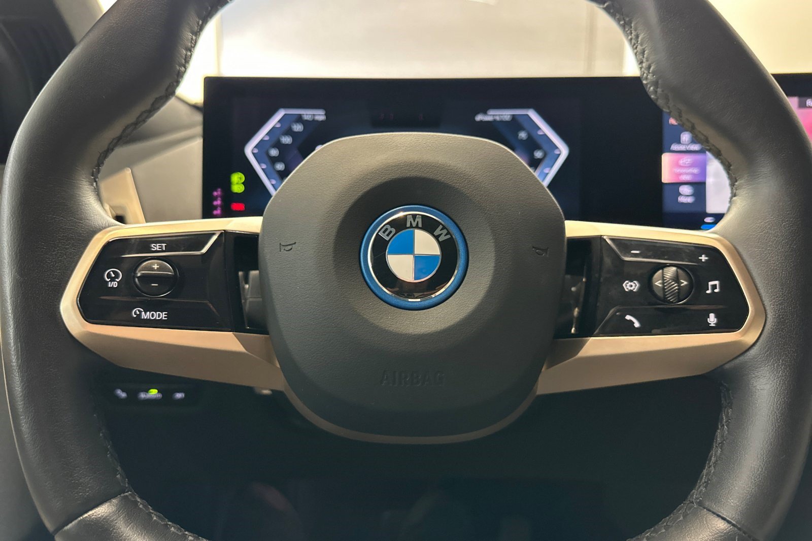 Certified 2024 BMW iX xDrive50 w/ Sport Package AWD/4WD image 11