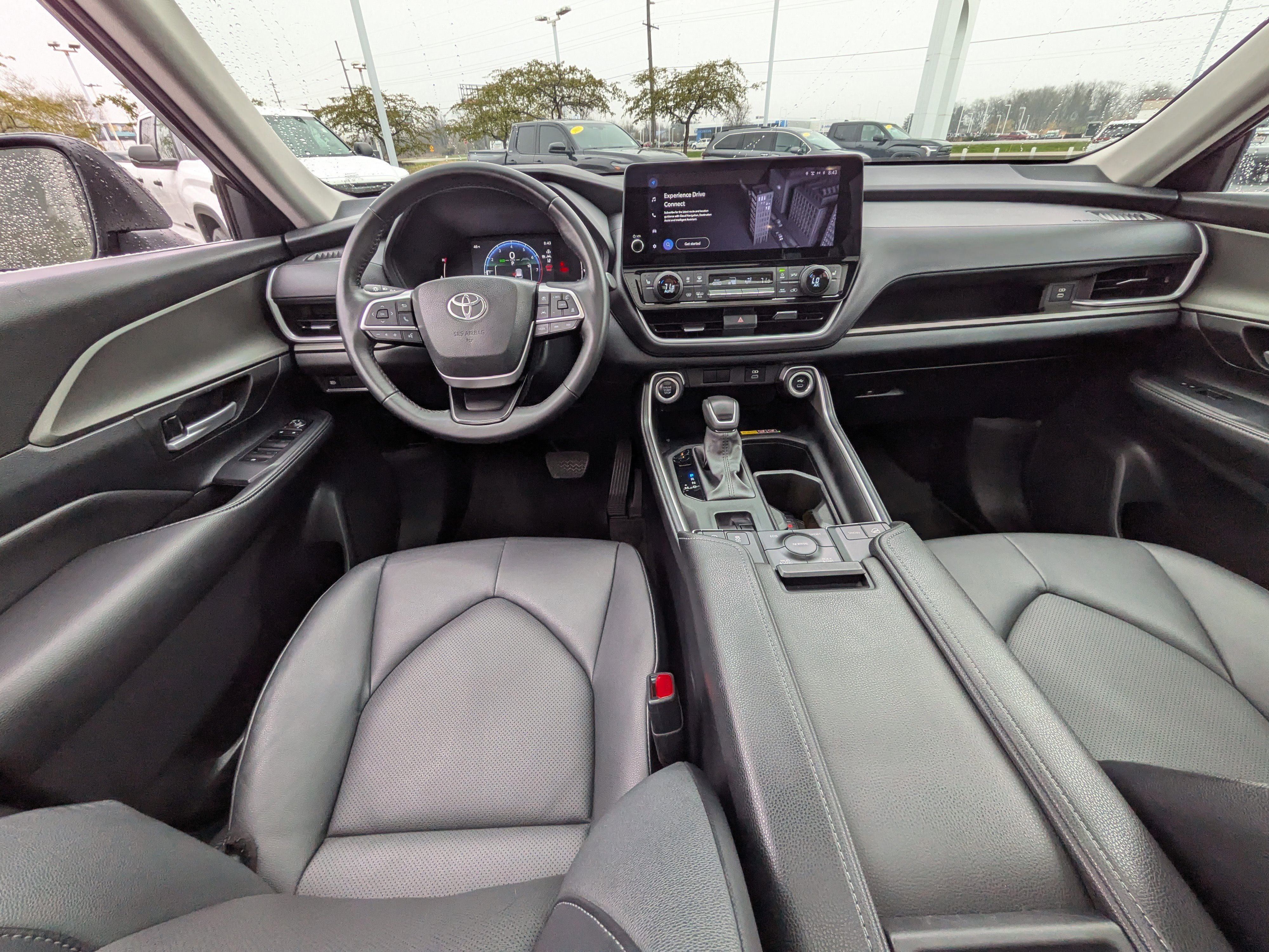 Certified 2024 Toyota Grand Highlander XLE image 13