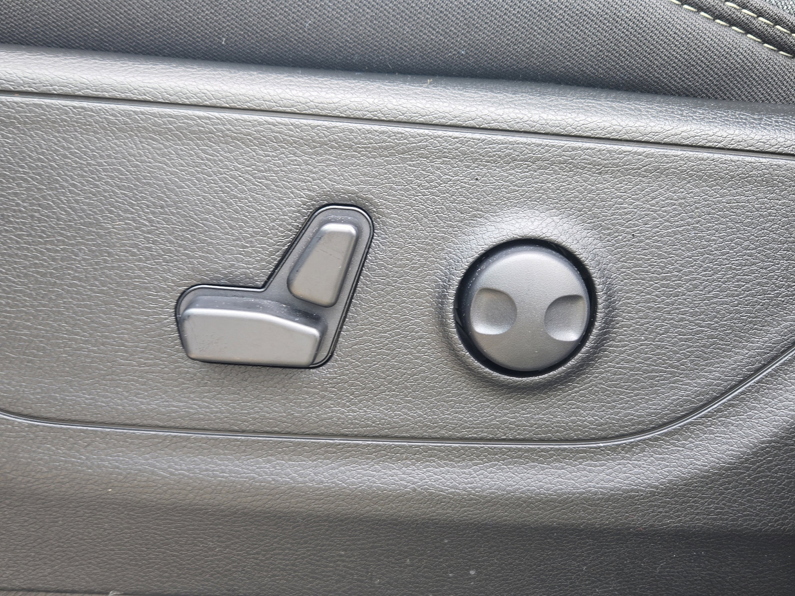 New 2025 RAM 1500 Big Horn image 12