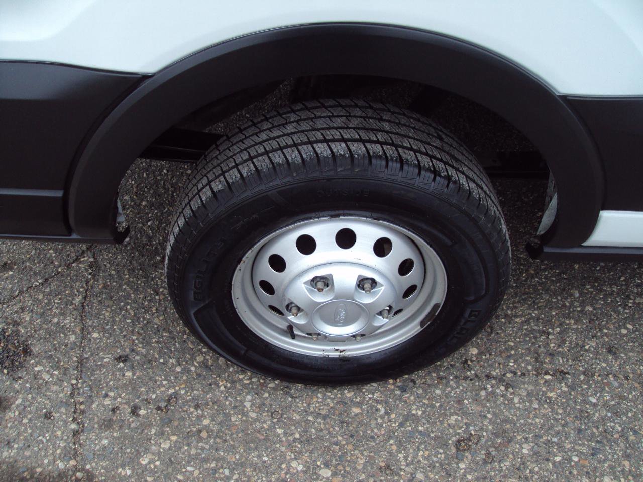 Used 2023 Ford Transit 250 Medium Roof AWD w/ Load Area Protection Package image 26