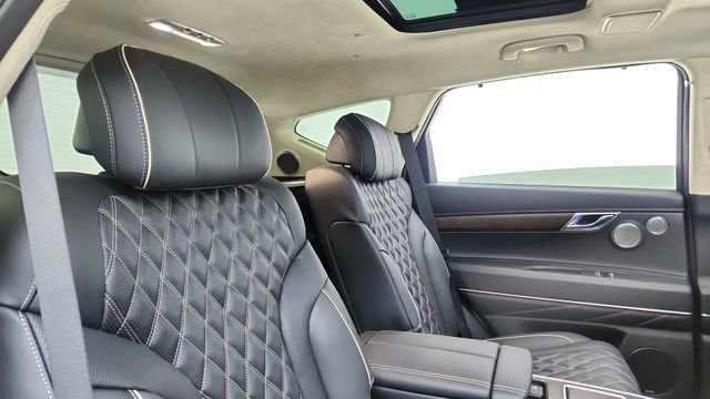 Used 2024 Genesis GV80 3.5T Prestige Signature image 27